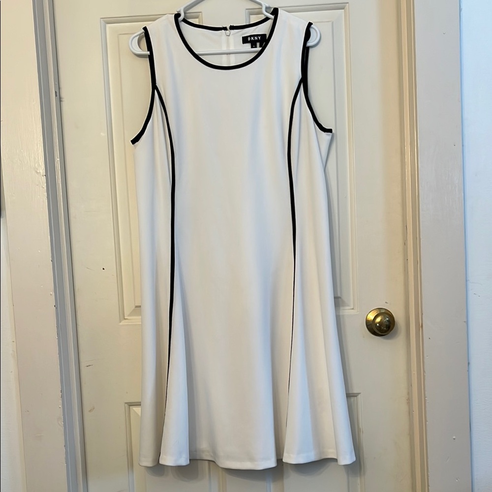 Dkny White Sleeveless Sheath Mini Dress for Cocktail